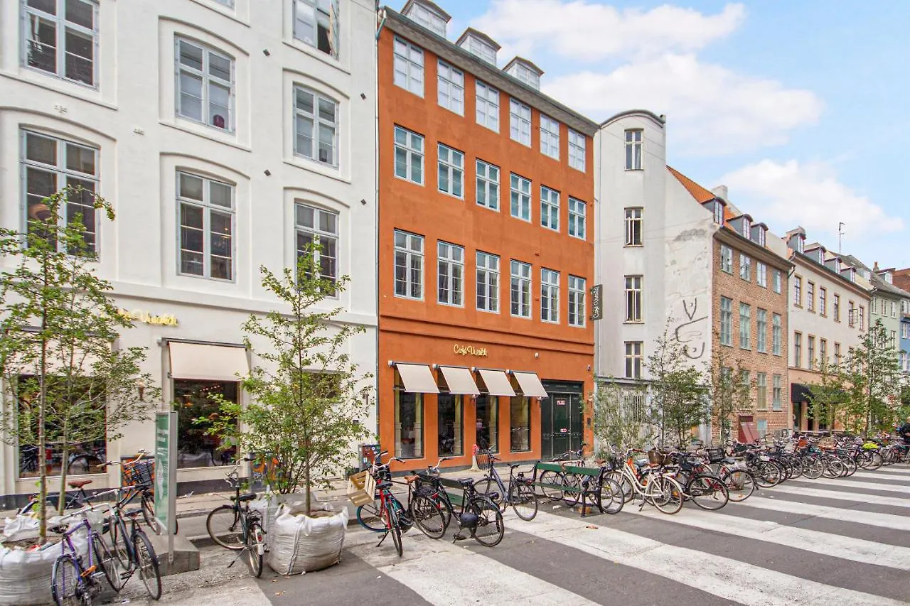 Sanders Regent - Treasured Three-Bedroom Apartment Near Central Square Copenhagen