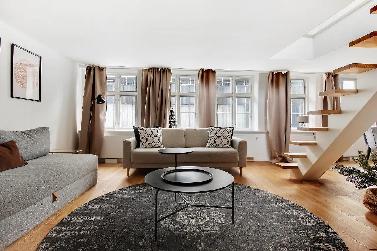 Sanders Regent - Treasured Three-Bedroom Apartment Near Central Square Copenhagen